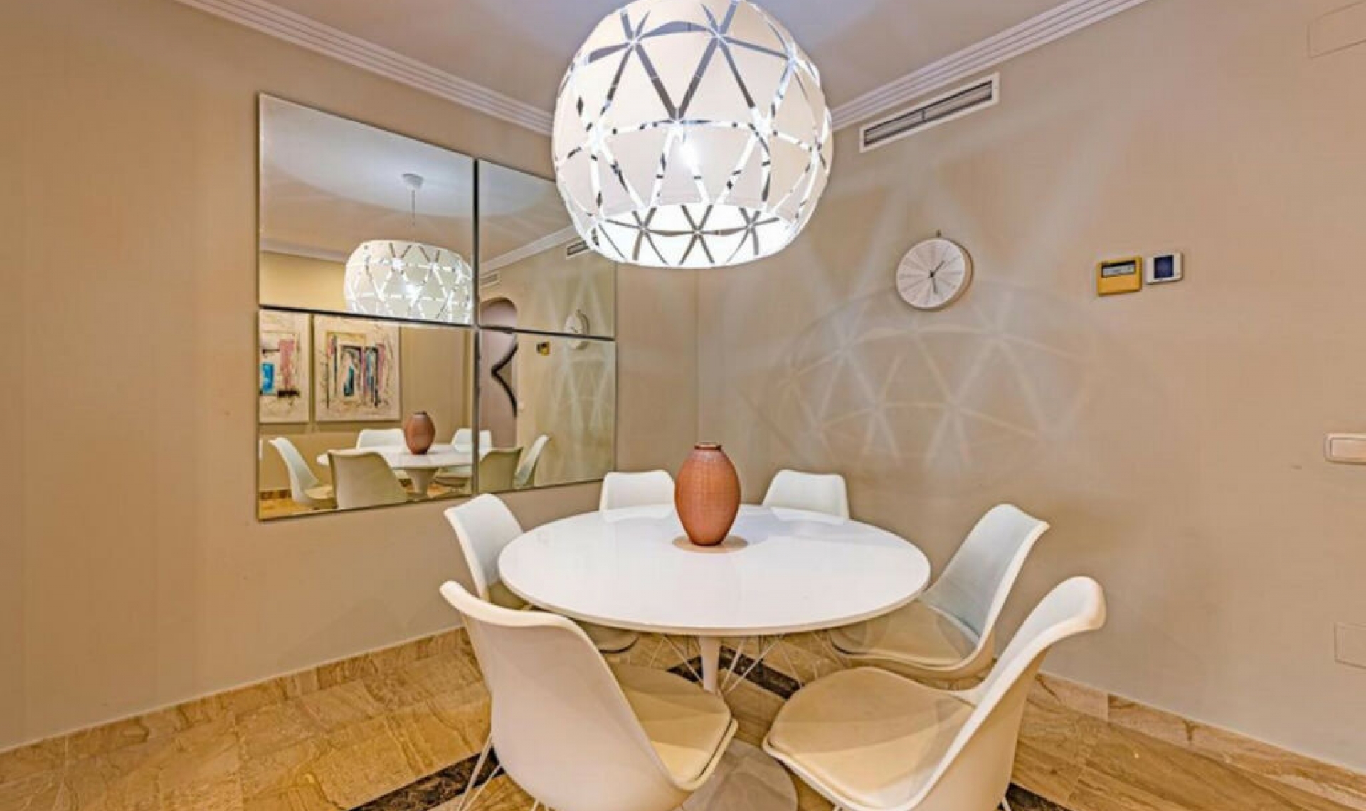 Další prodej - Apartment -
New Golden Mile
