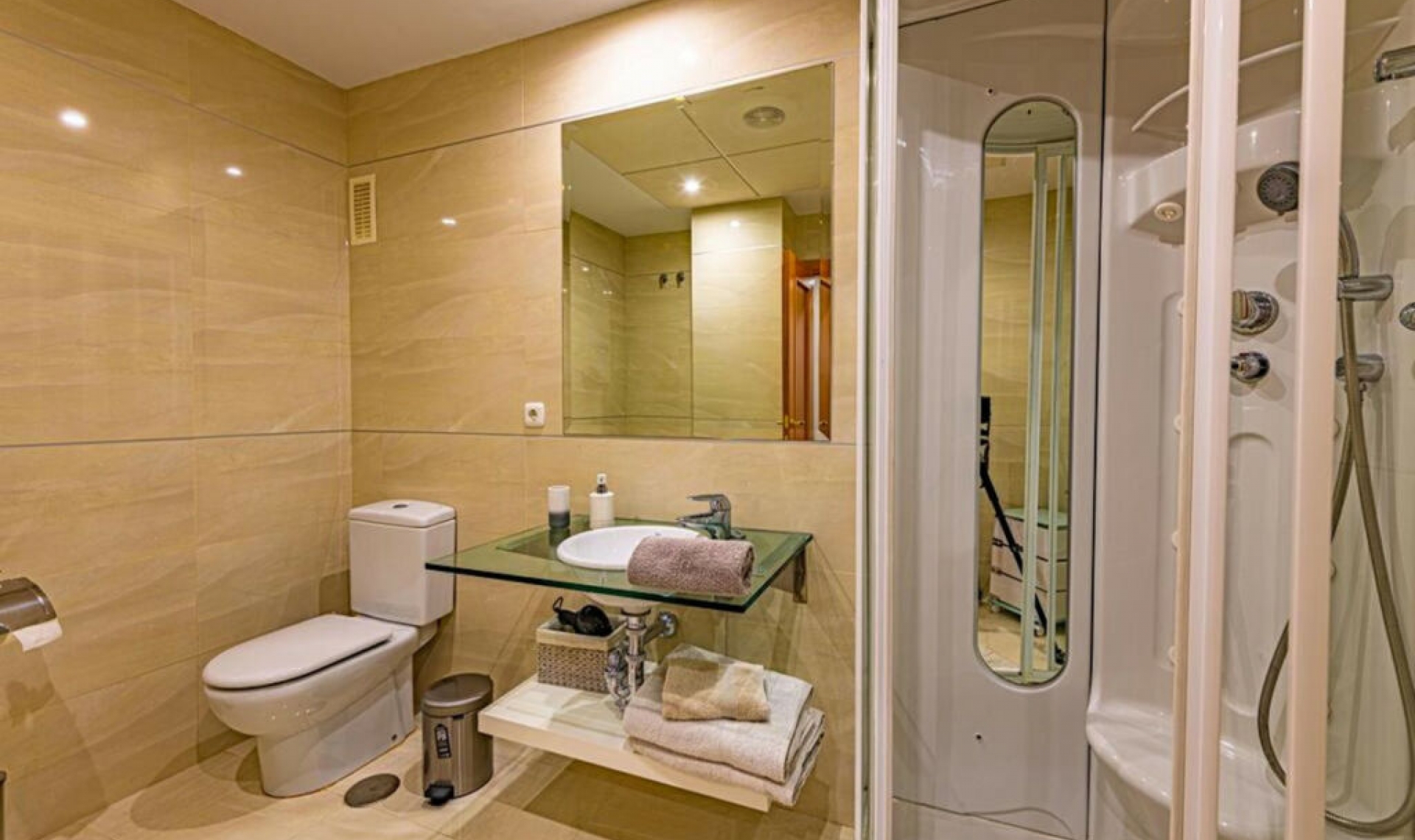 Další prodej - Apartment -
New Golden Mile