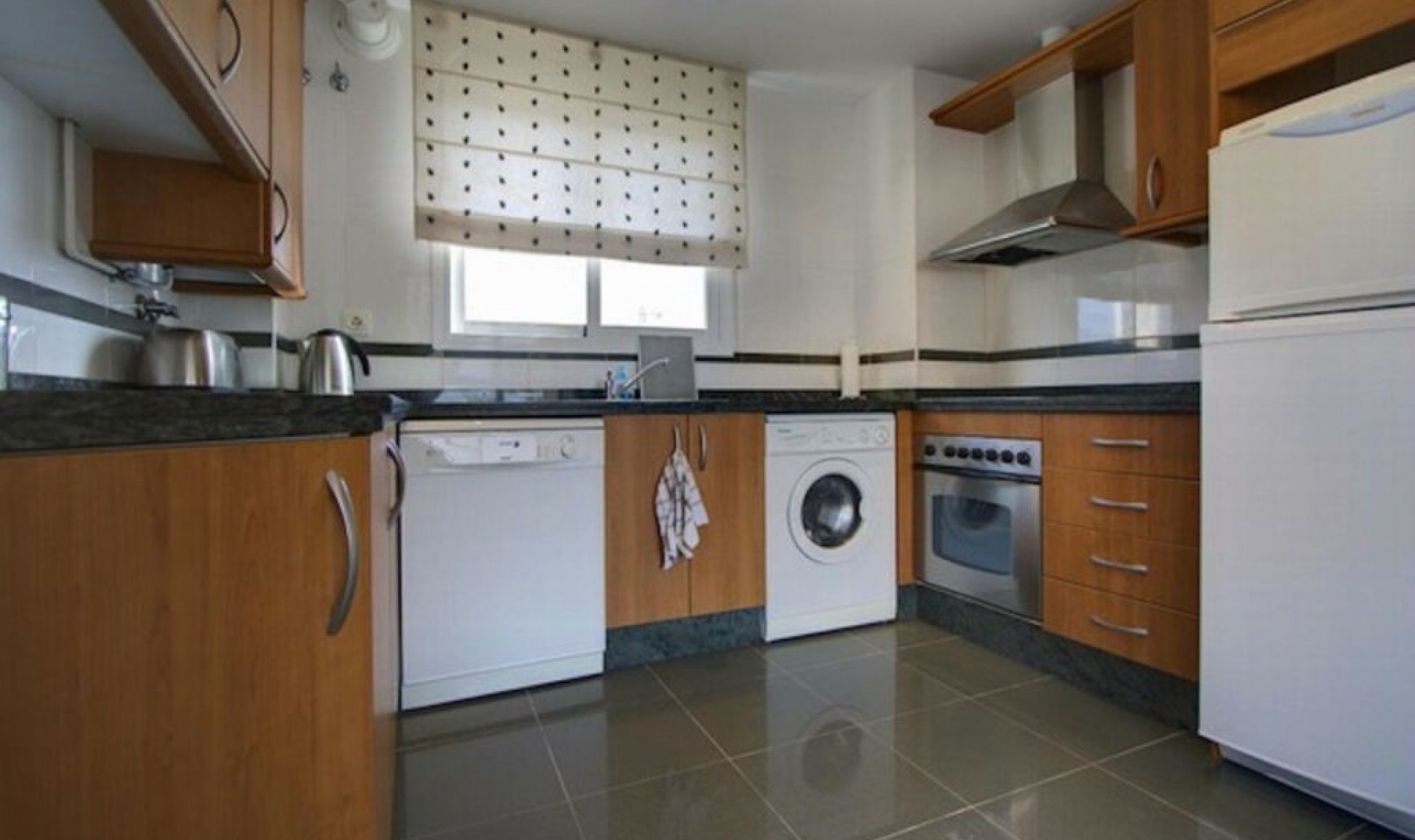 Další prodej - Apartment -
New Golden Mile