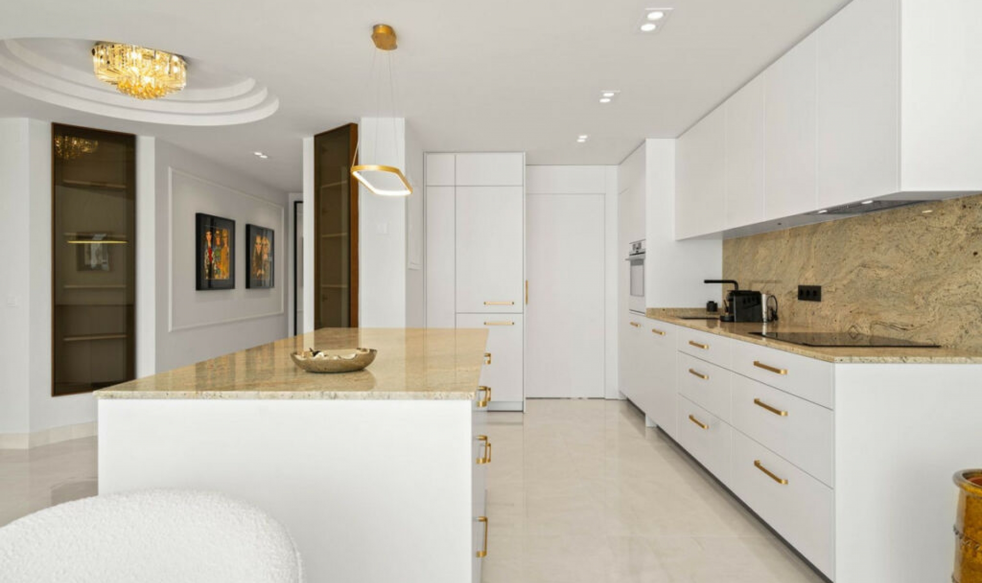 Další prodej - Apartment -
New Golden Mile