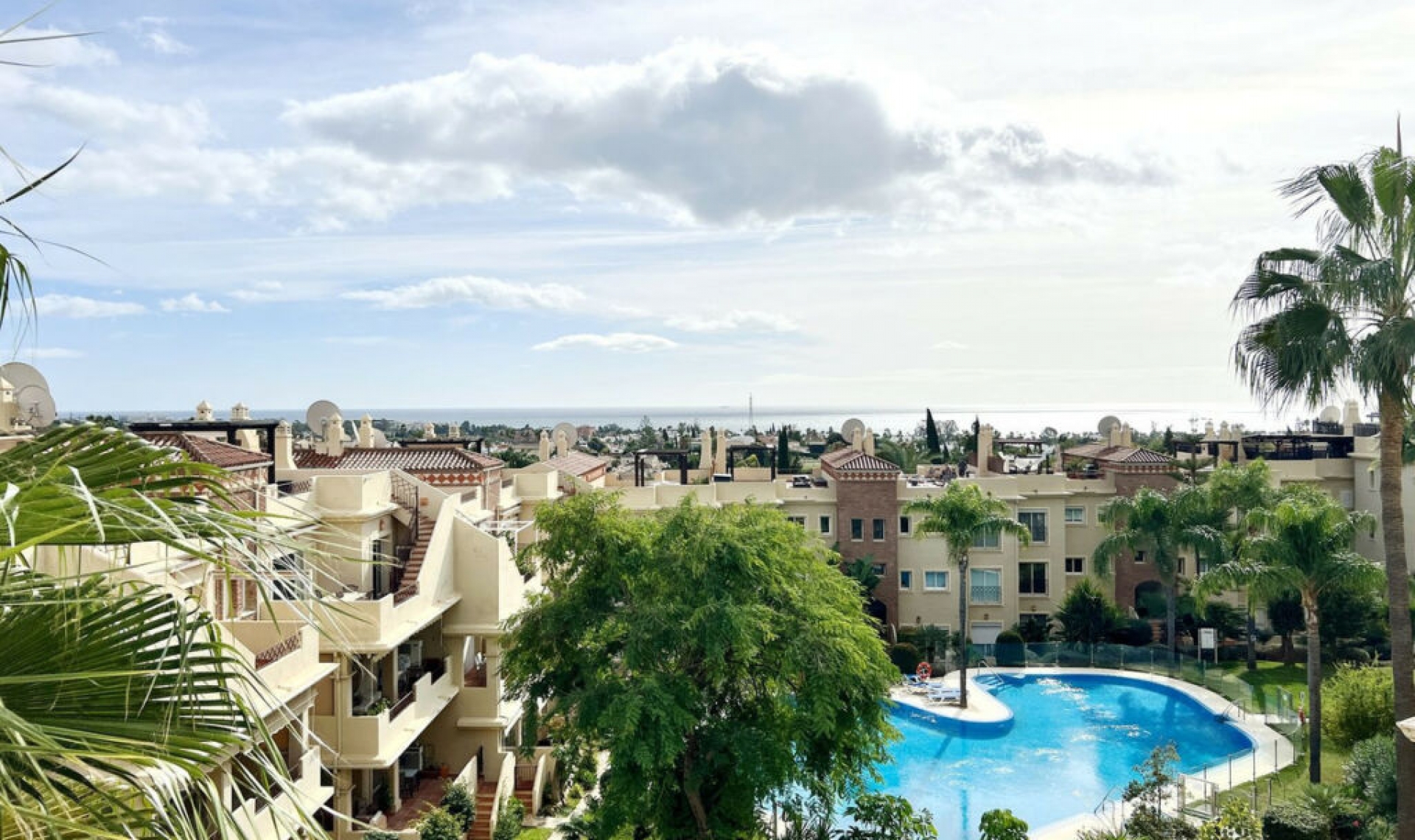 Další prodej - Apartment -
New Golden Mile