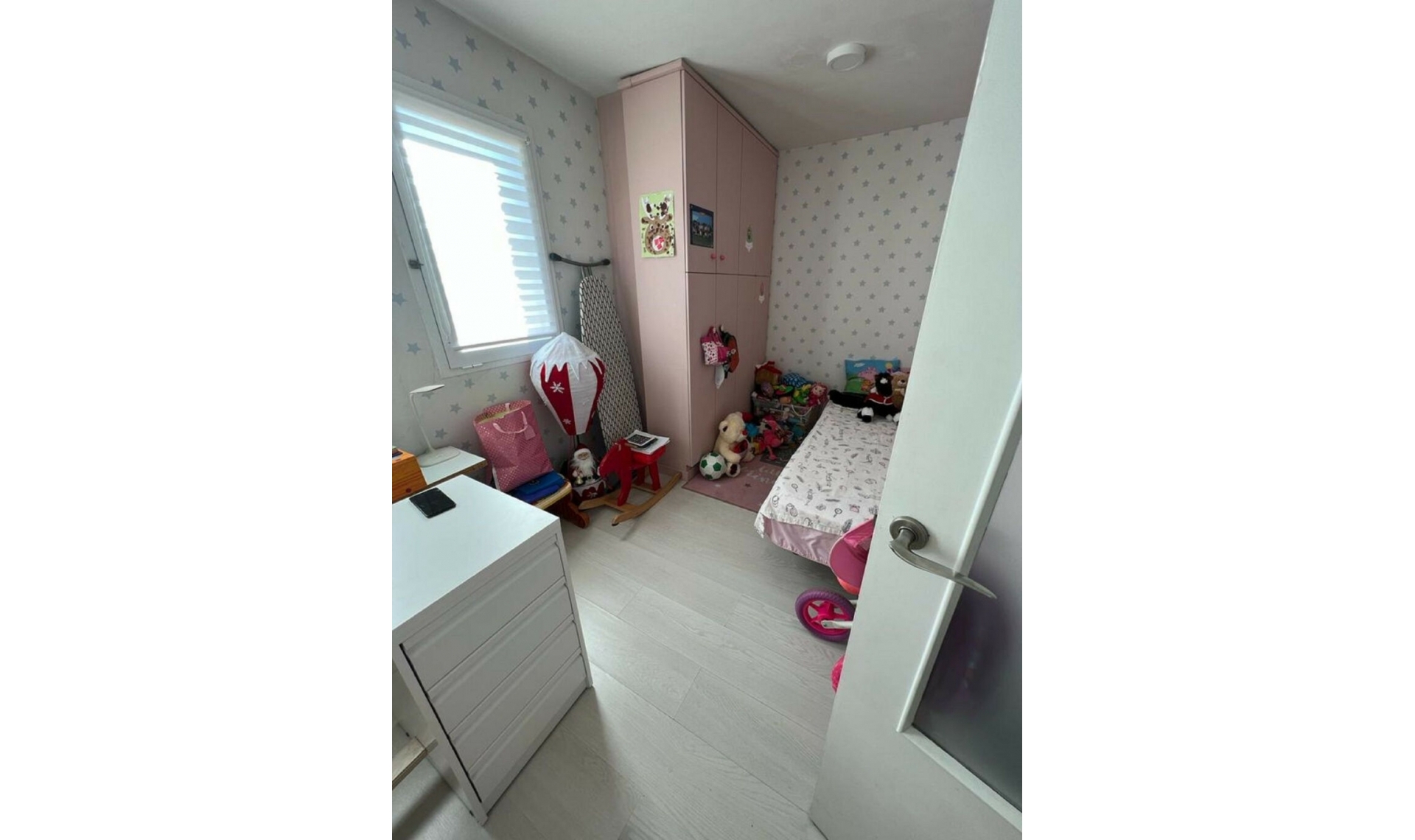 Další prodej - Apartment -
New Golden Mile