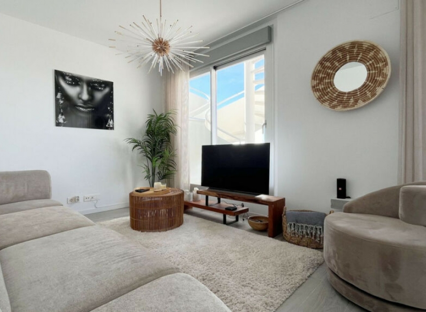 Další prodej - Apartment -
New Golden Mile