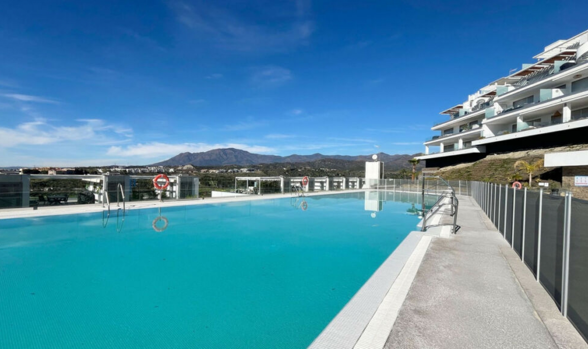 Další prodej - Apartment -
New Golden Mile