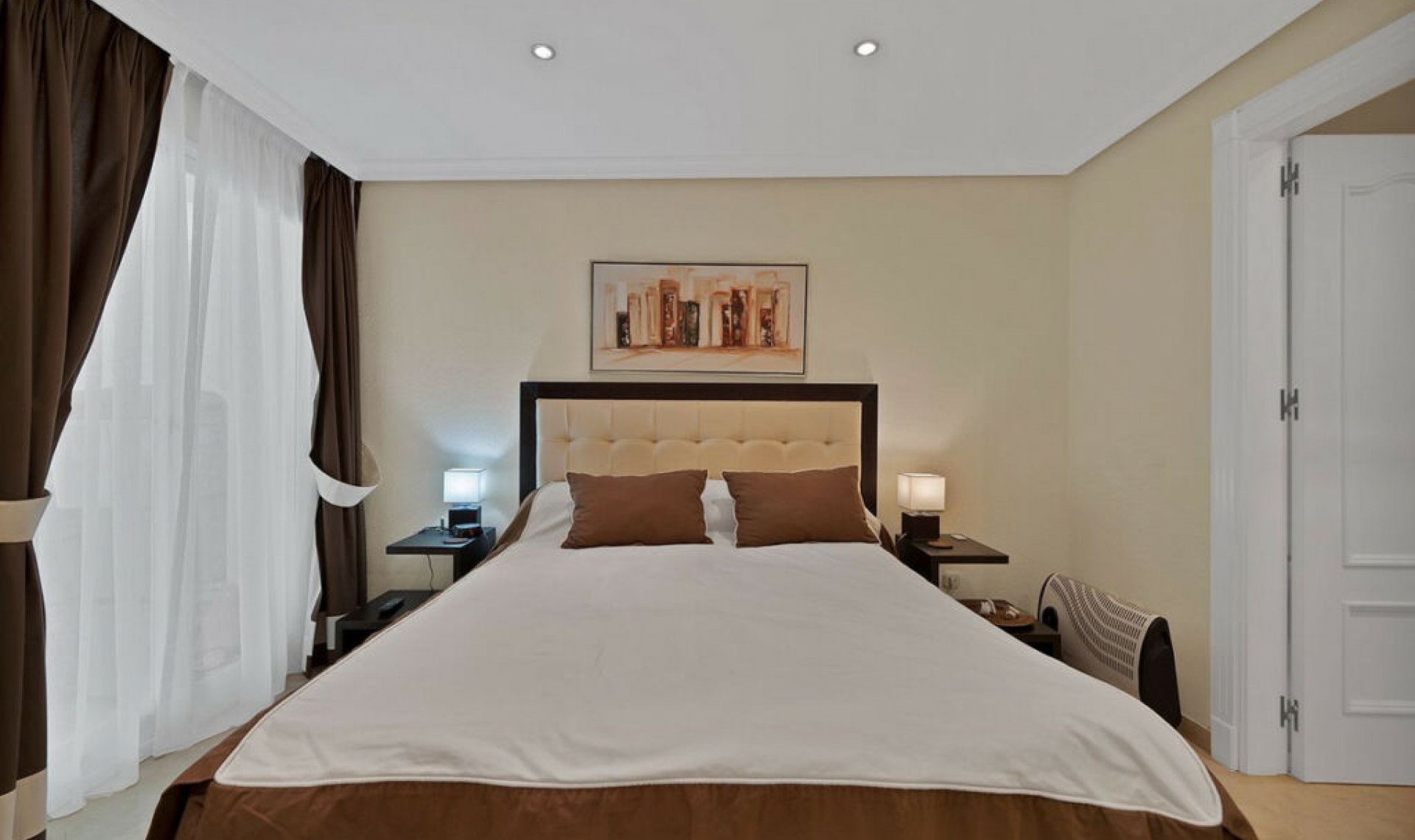 Další prodej - Apartment -
New Golden Mile