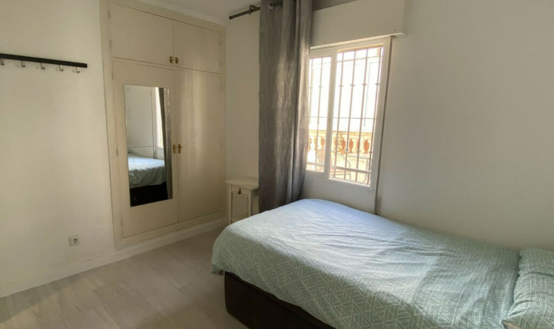 Další prodej - Apartment -
New Golden Mile