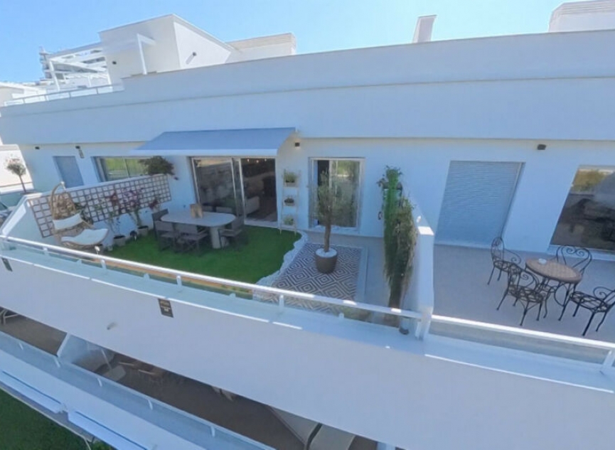 Další prodej - Apartment -
New Golden Mile