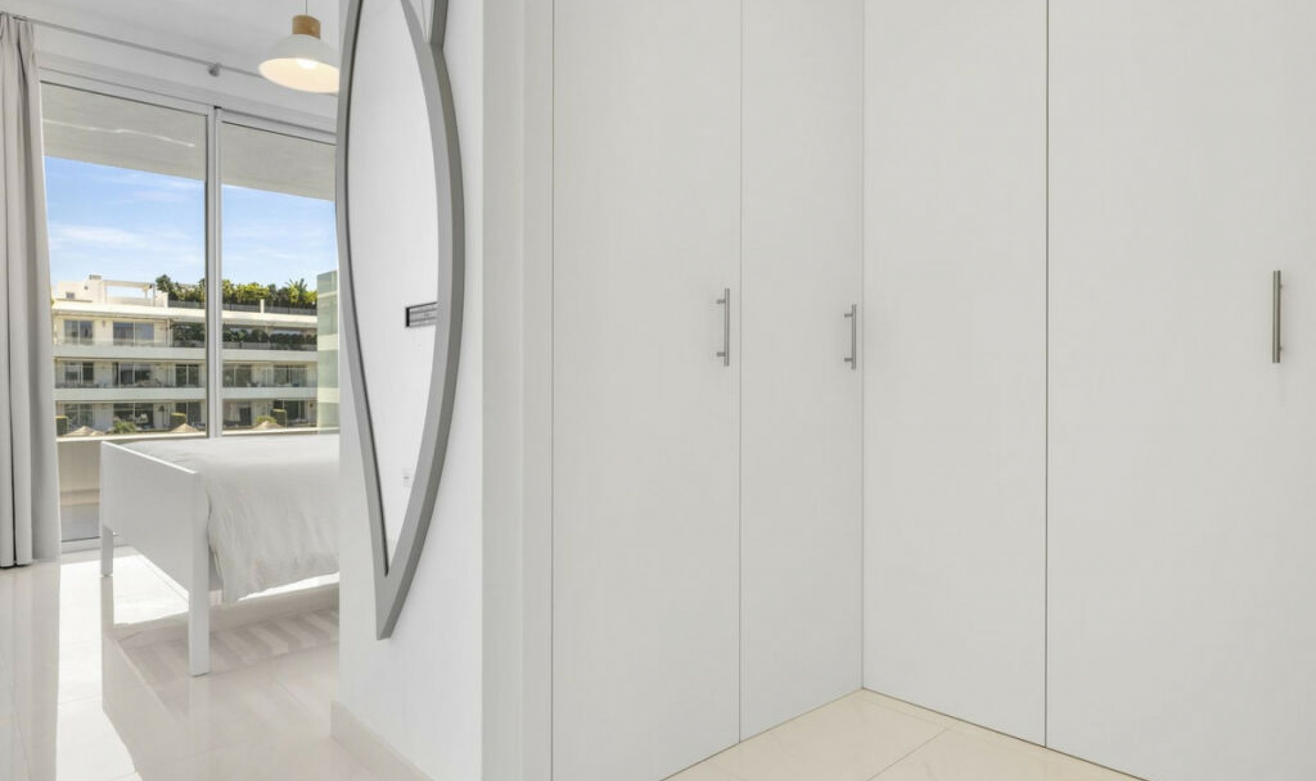 Další prodej - Apartment -
New Golden Mile