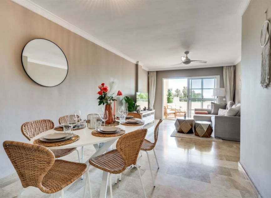 Další prodej - Apartment -
New Golden Mile