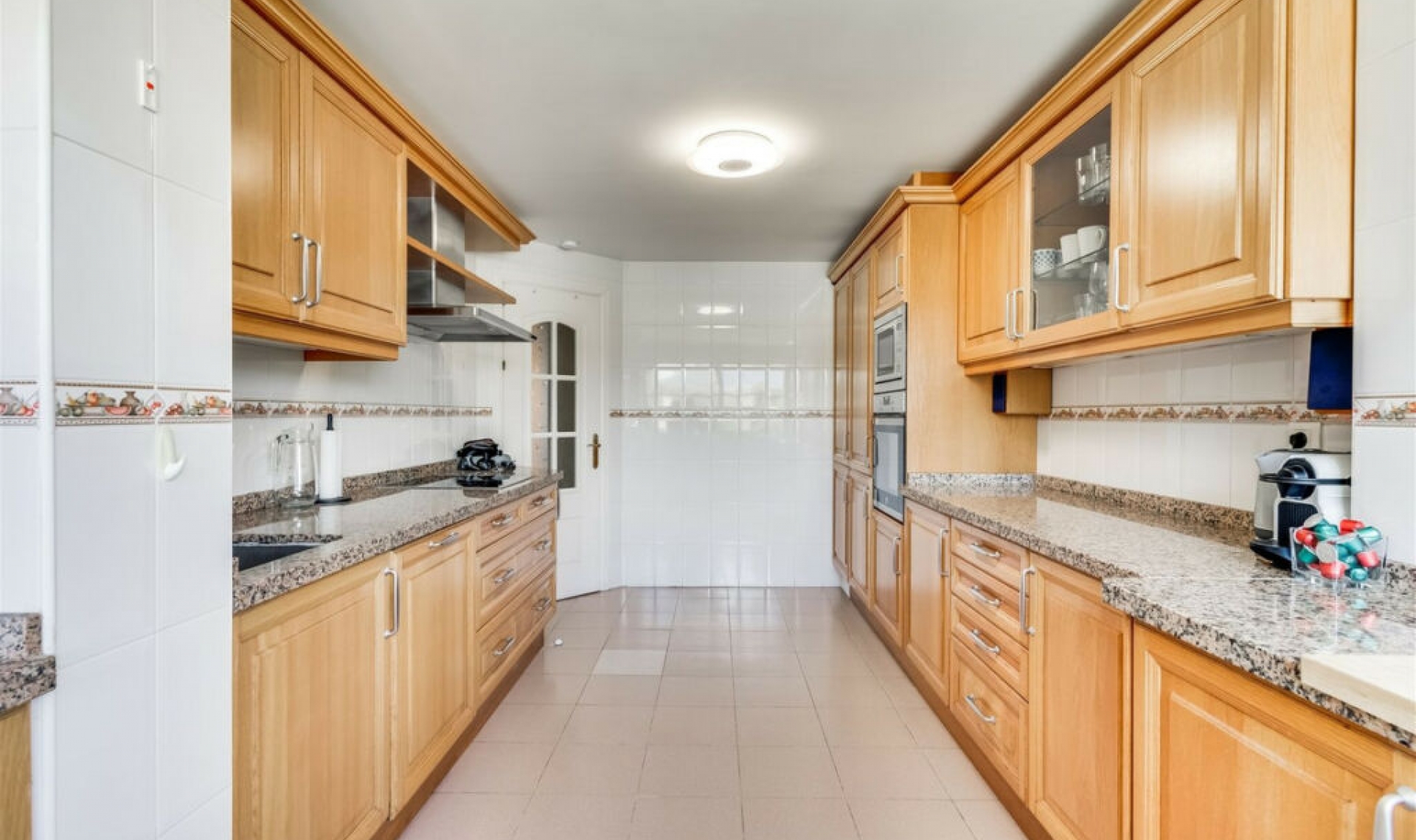 Další prodej - Apartment -
New Golden Mile