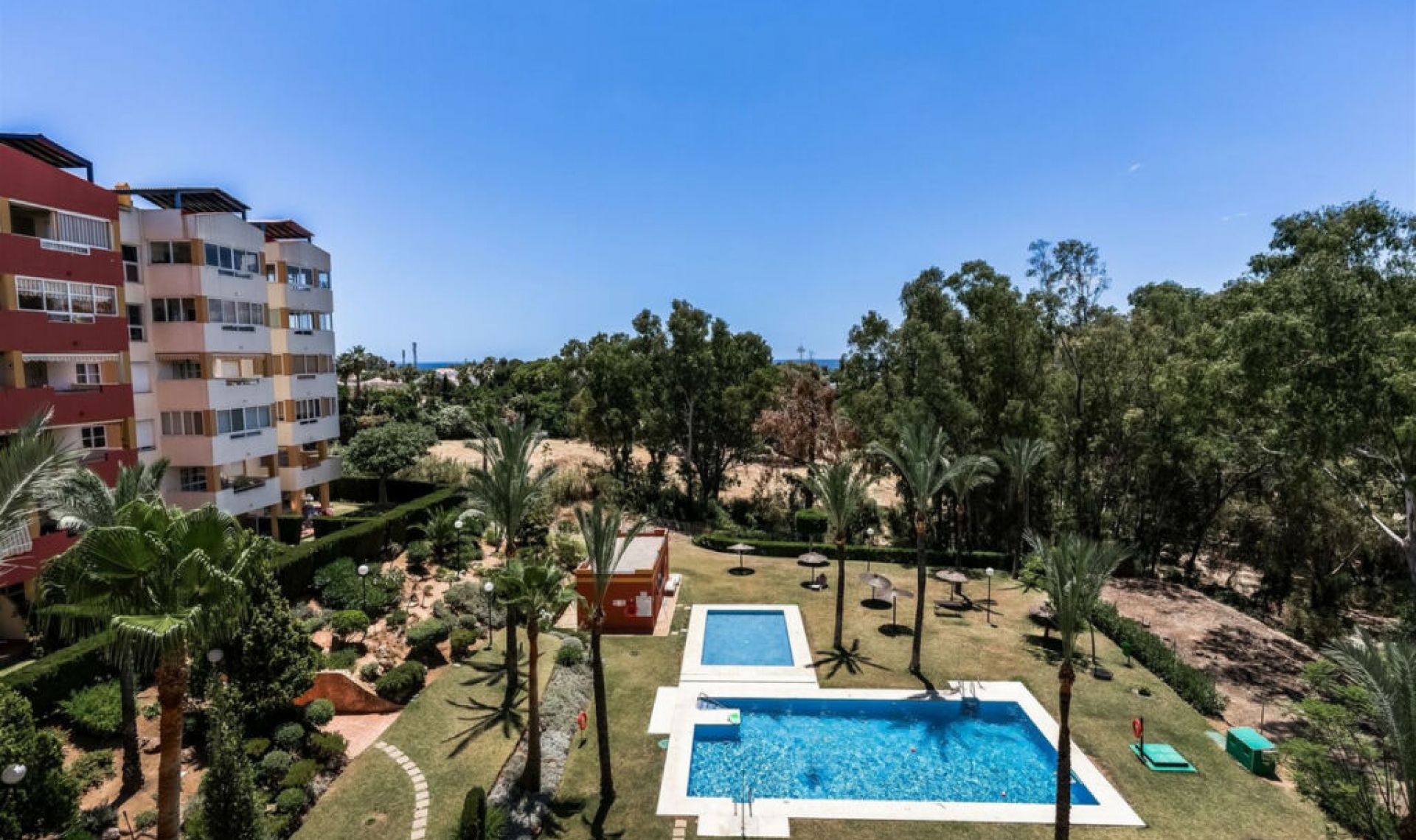 Další prodej - Apartment -
New Golden Mile