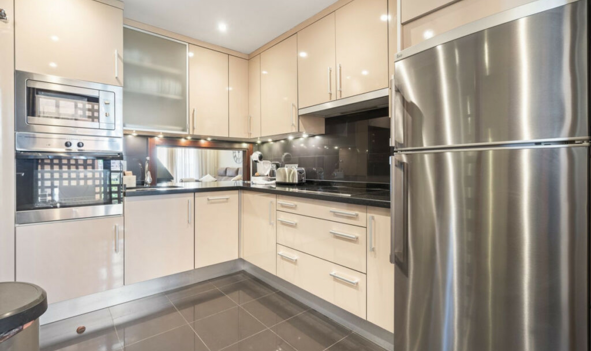 Další prodej - Apartment -
New Golden Mile