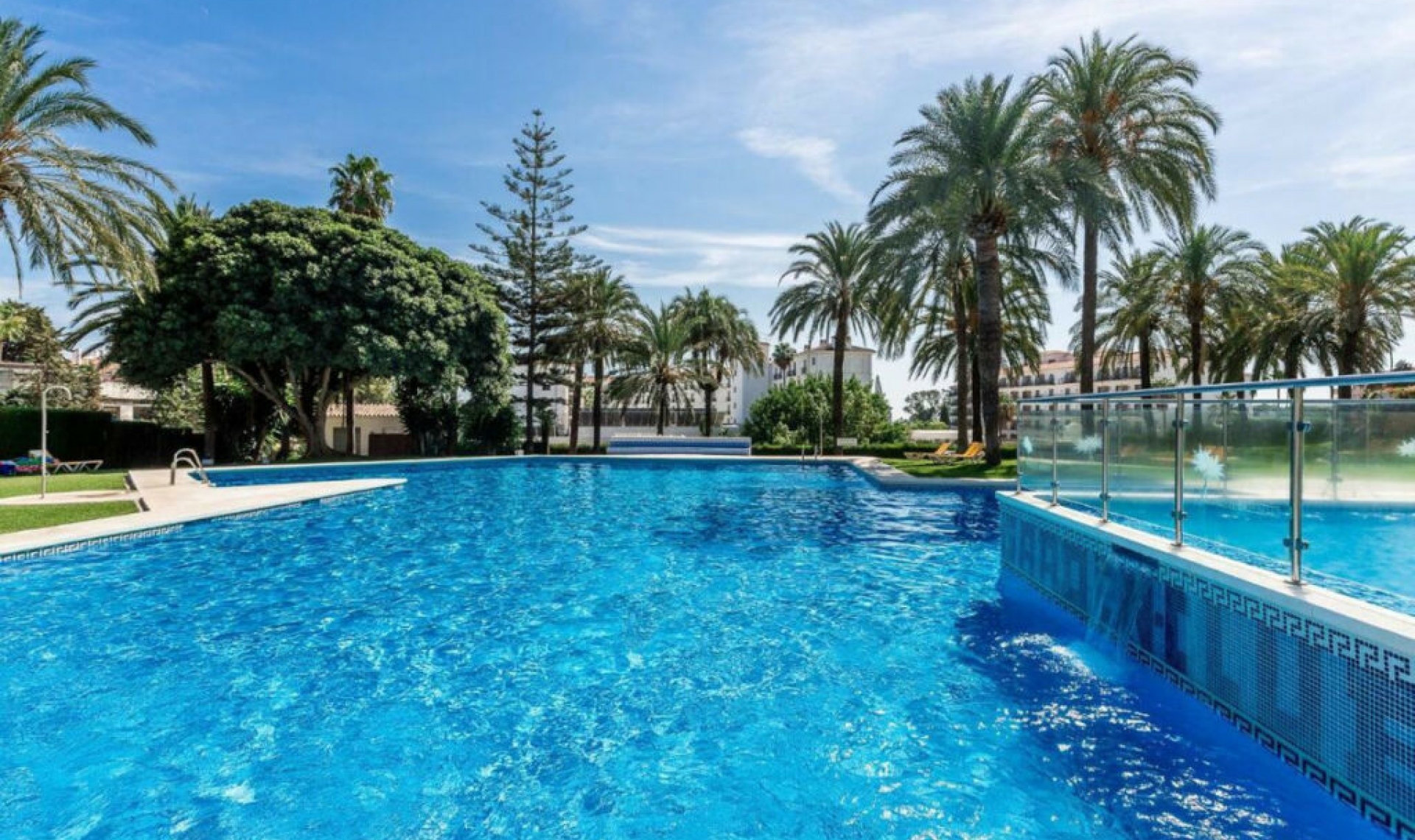 Další prodej - Apartment -
Nueva Andalucía