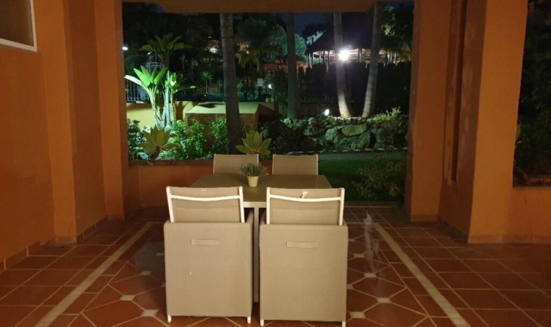 Další prodej - Apartment -
Nueva Andalucía
