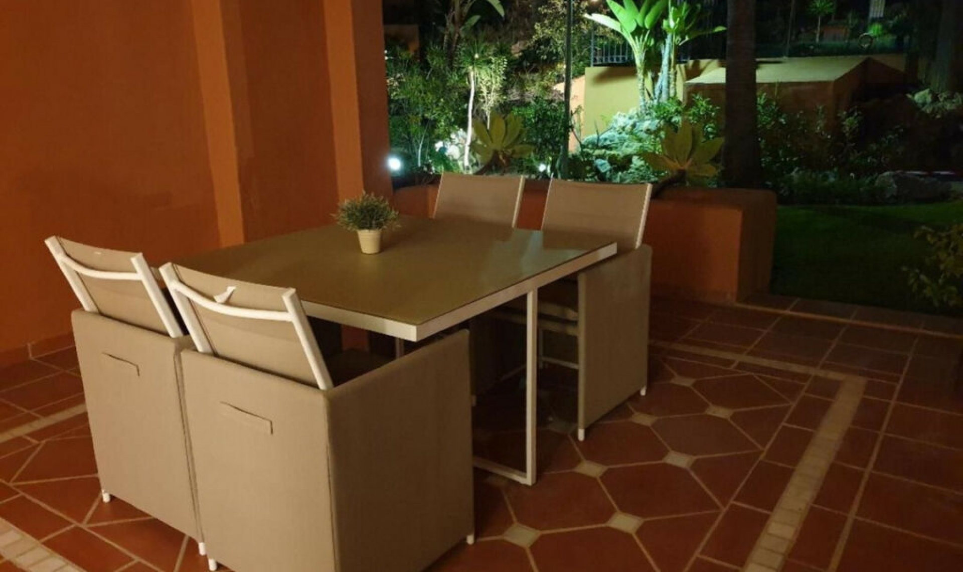 Další prodej - Apartment -
Nueva Andalucía