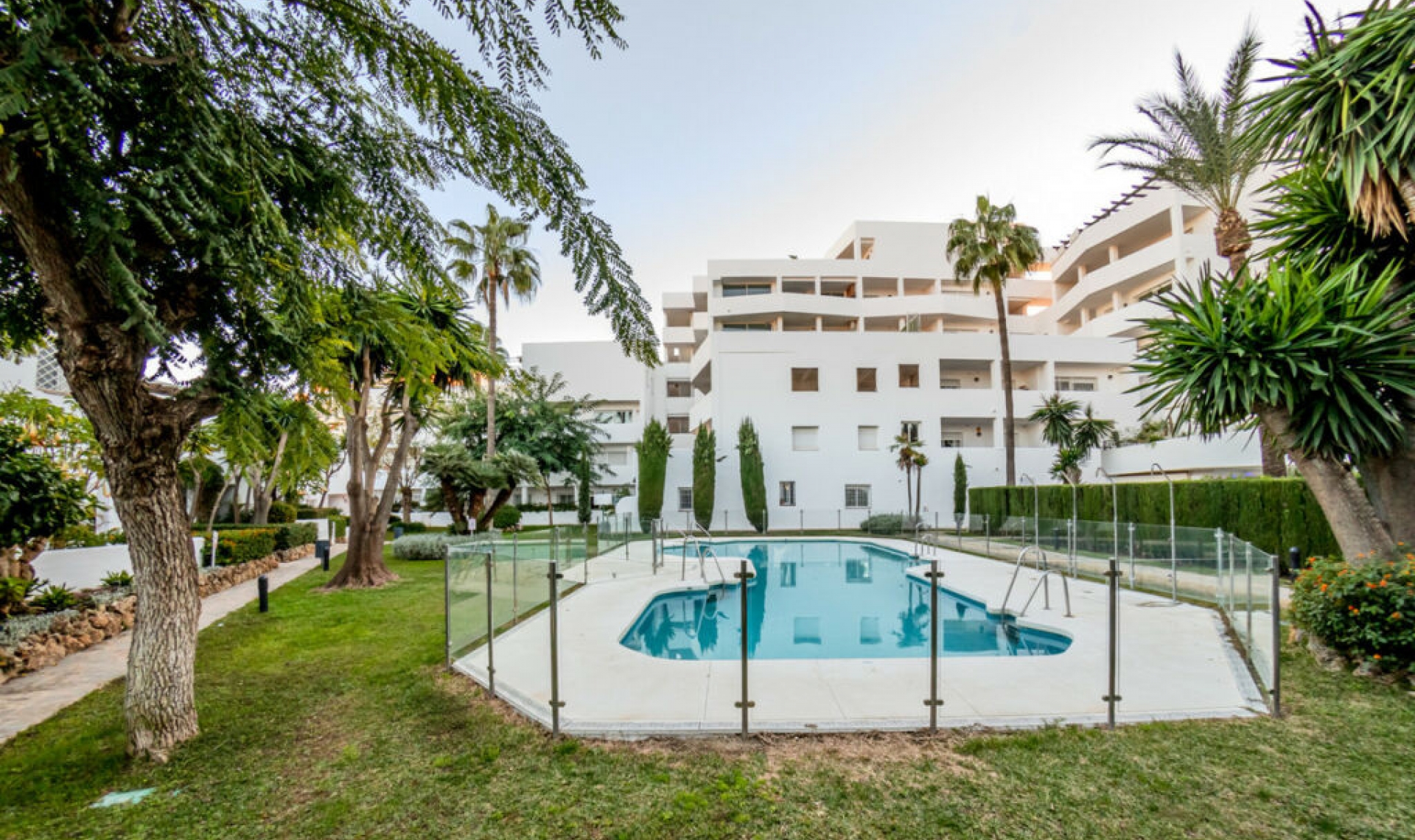 Další prodej - Apartment -
Nueva Andalucía