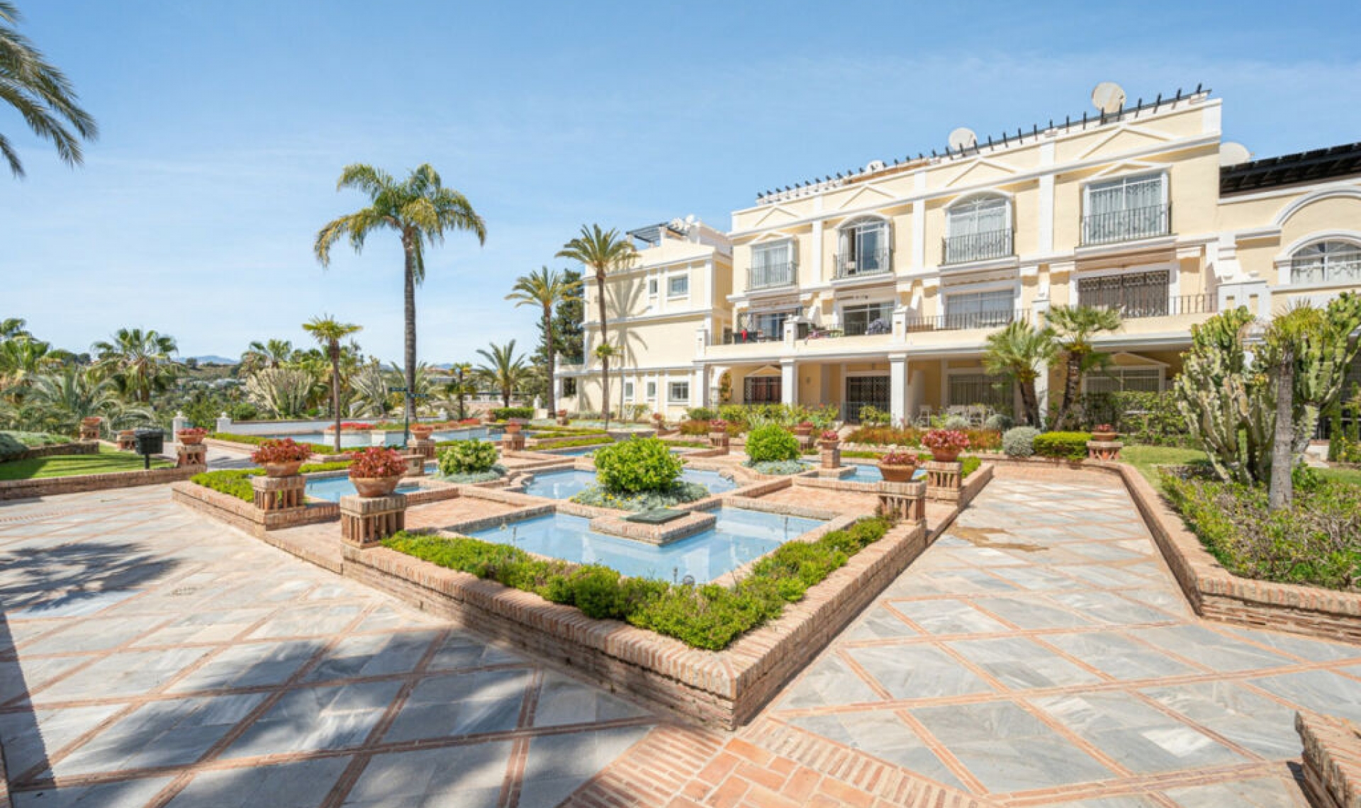Další prodej - Apartment -
Nueva Andalucía