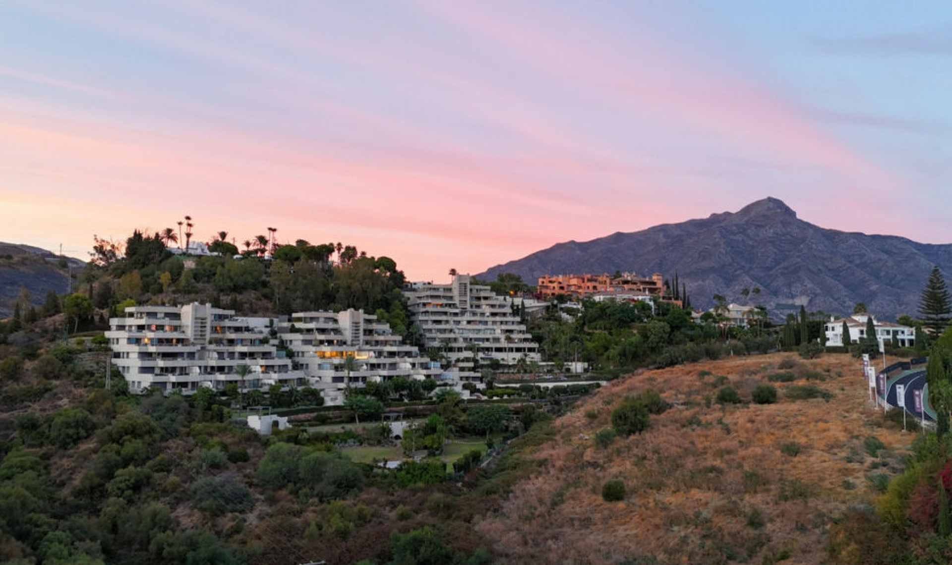 Další prodej - Apartment -
Nueva Andalucía