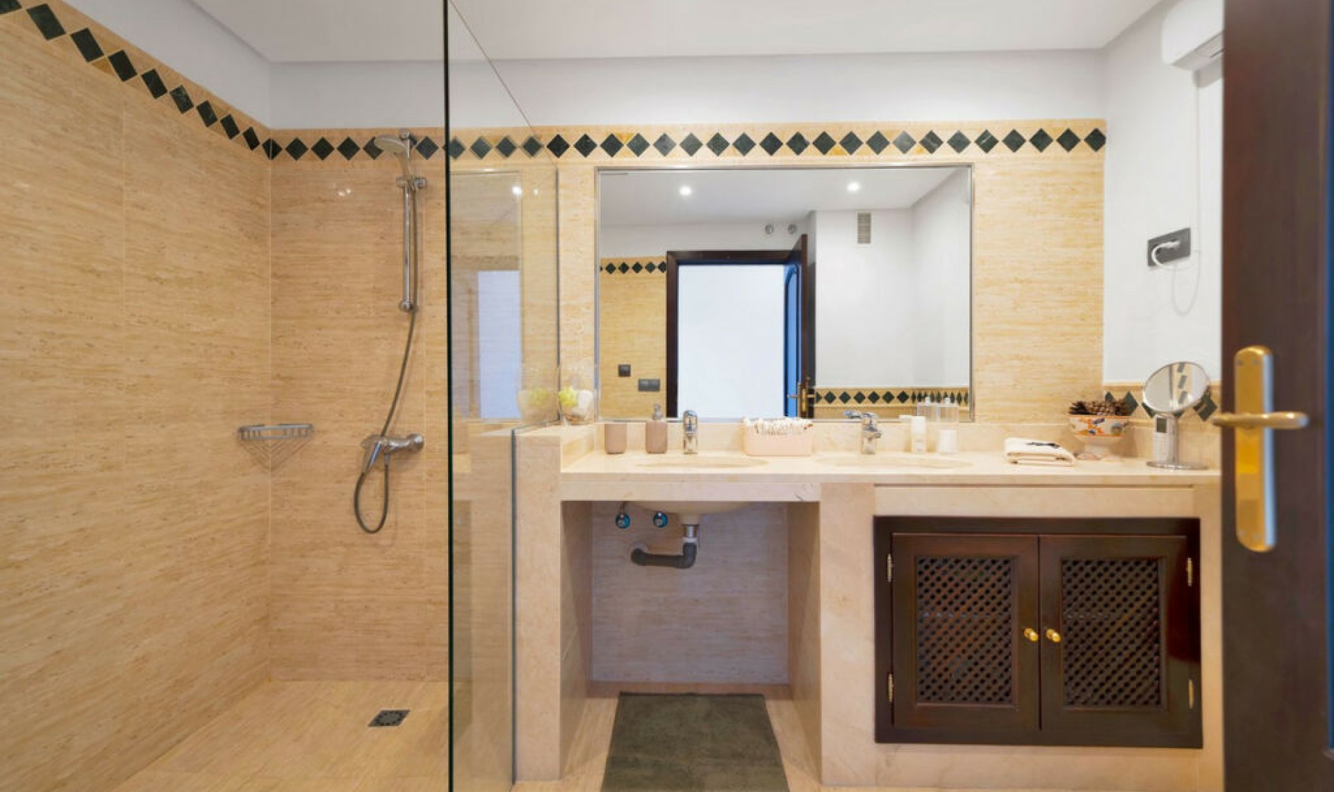 Další prodej - Apartment -
Ojén