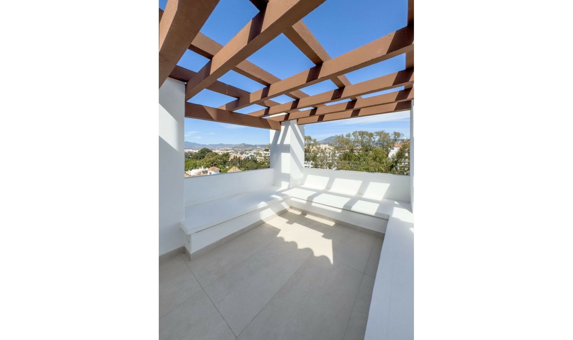 Další prodej - Apartment -
Puerto Banús