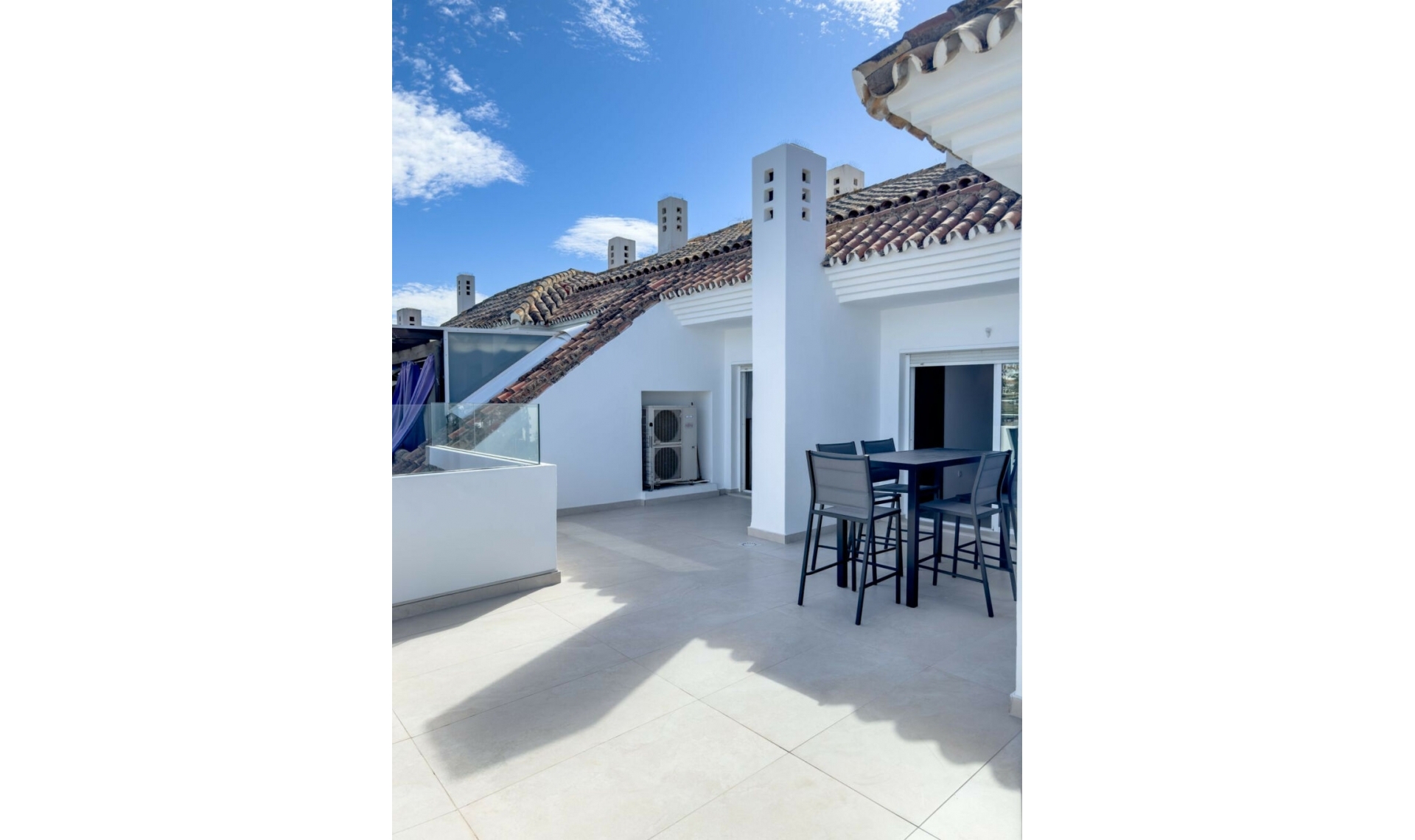Další prodej - Apartment -
Puerto Banús