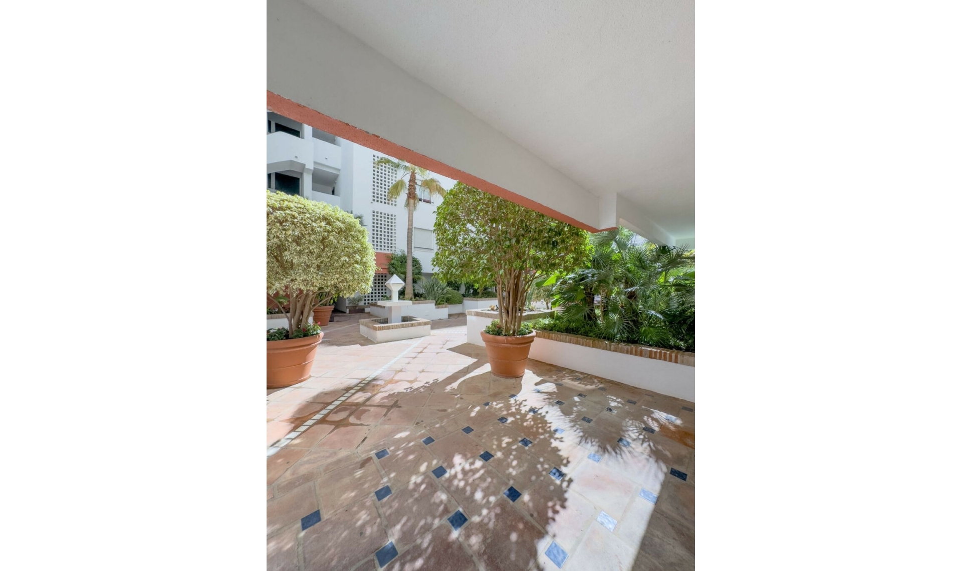 Další prodej - Apartment -
Puerto Banús