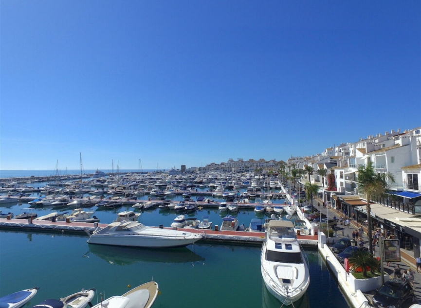 Další prodej - Apartment -
Puerto Banús