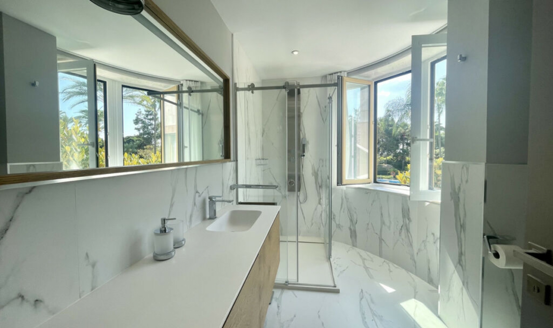 Další prodej - Apartment -
Puerto Banús