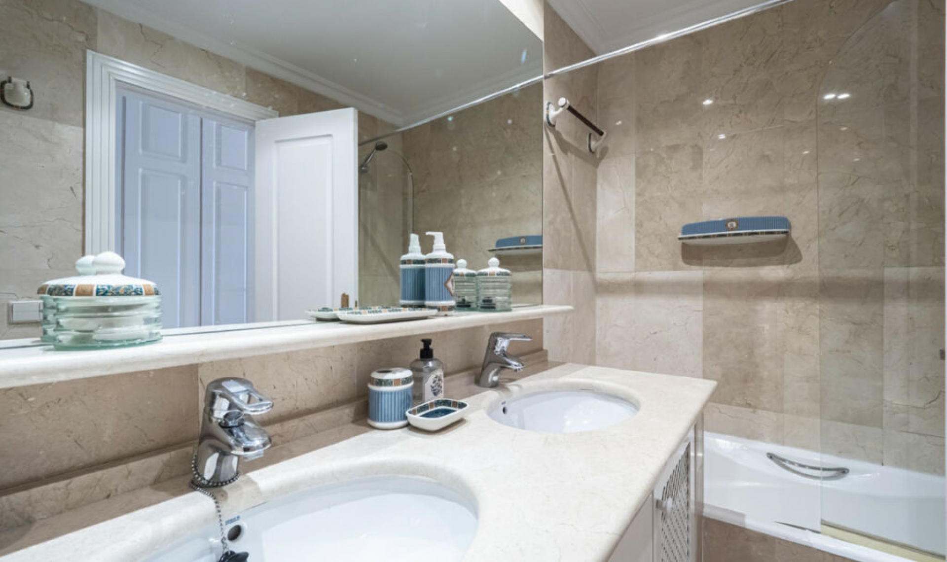 Další prodej - Apartment -
Puerto Banús