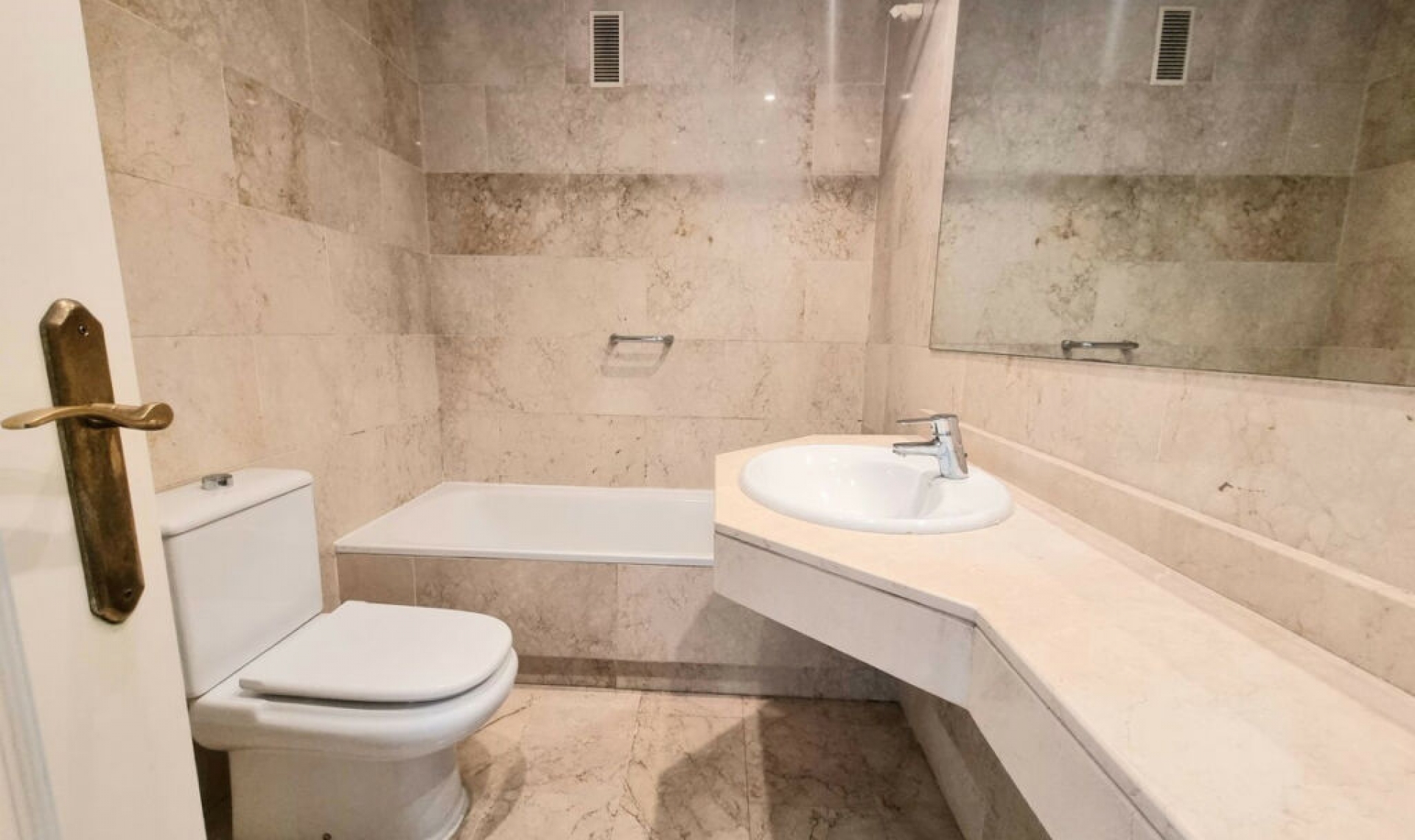 Další prodej - Apartment -
Puerto Banús