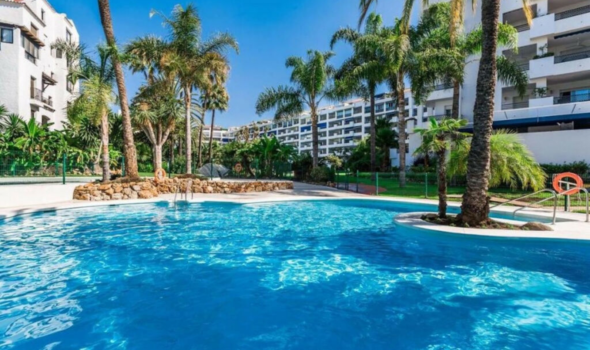 Další prodej - Apartment -
Puerto Banús