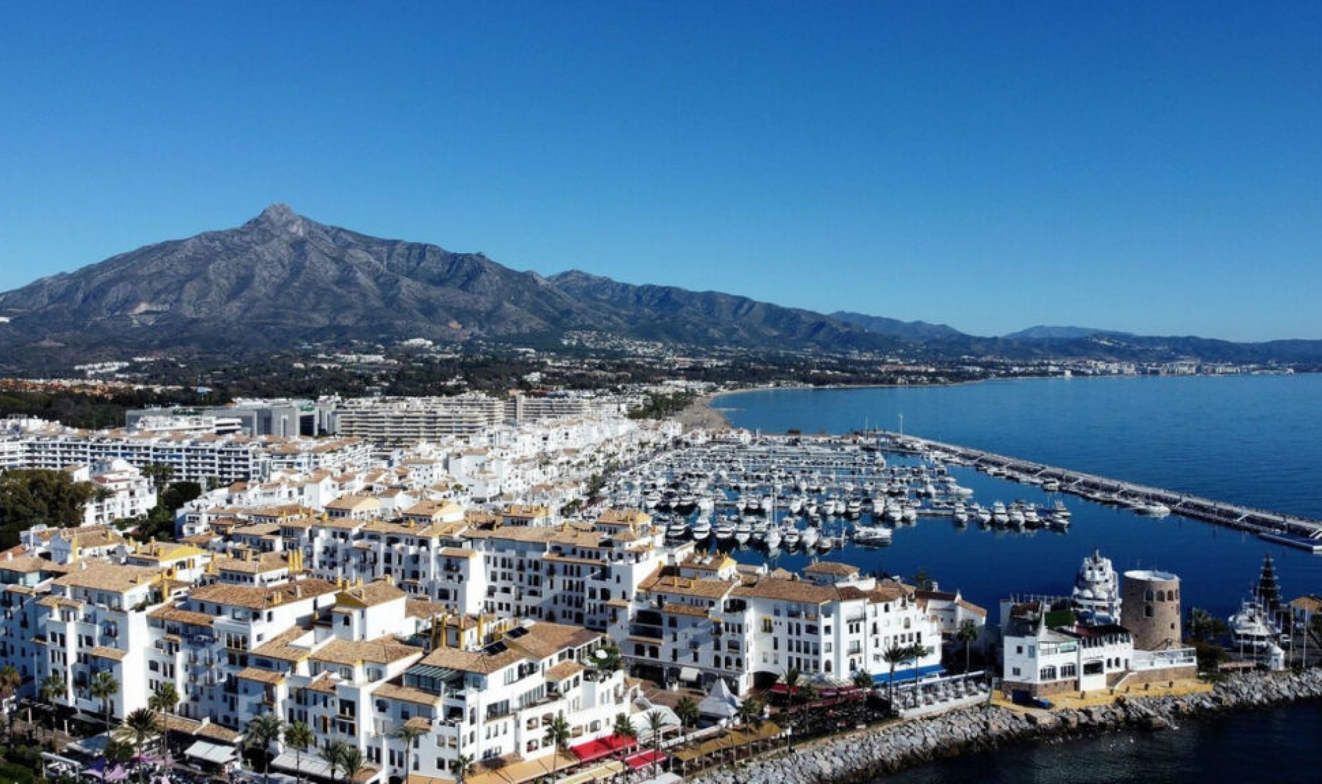 Další prodej - Apartment -
Puerto Banús