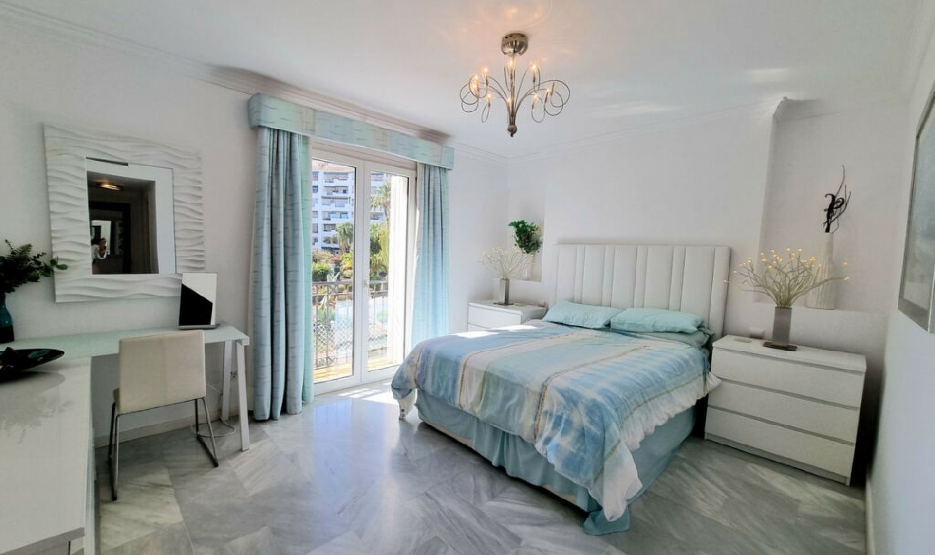 Další prodej - Apartment -
Puerto Banús