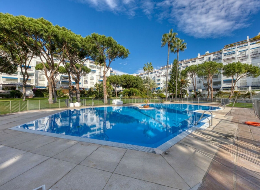 Další prodej - Apartment -
Puerto Banús