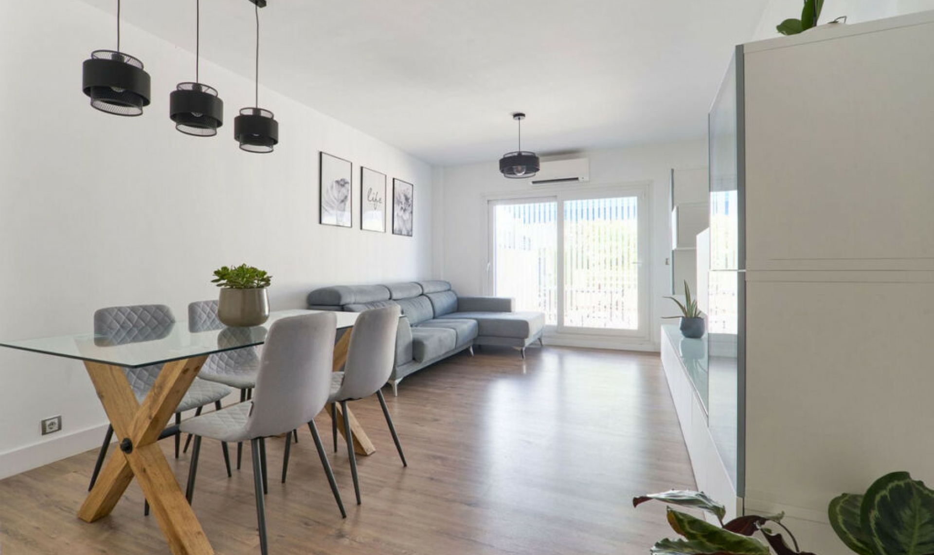 Další prodej - Apartment -
San Luis de Sabinillas