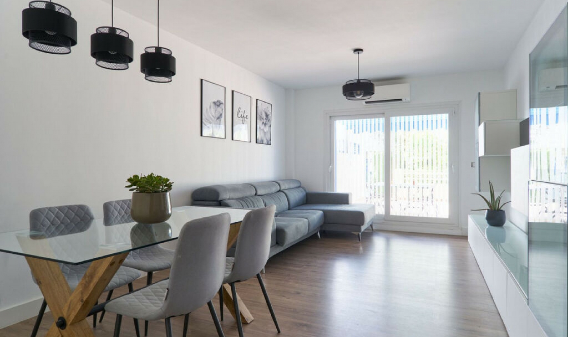 Další prodej - Apartment -
San Luis de Sabinillas
