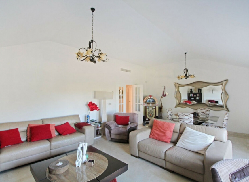 Další prodej - Apartment -
San Roque Club