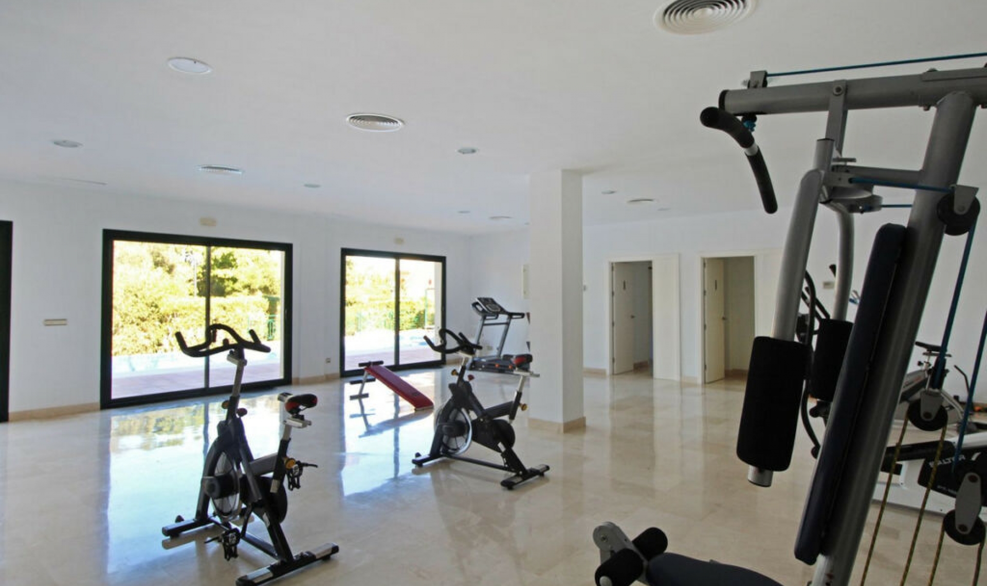 Další prodej - Apartment -
San Roque Club