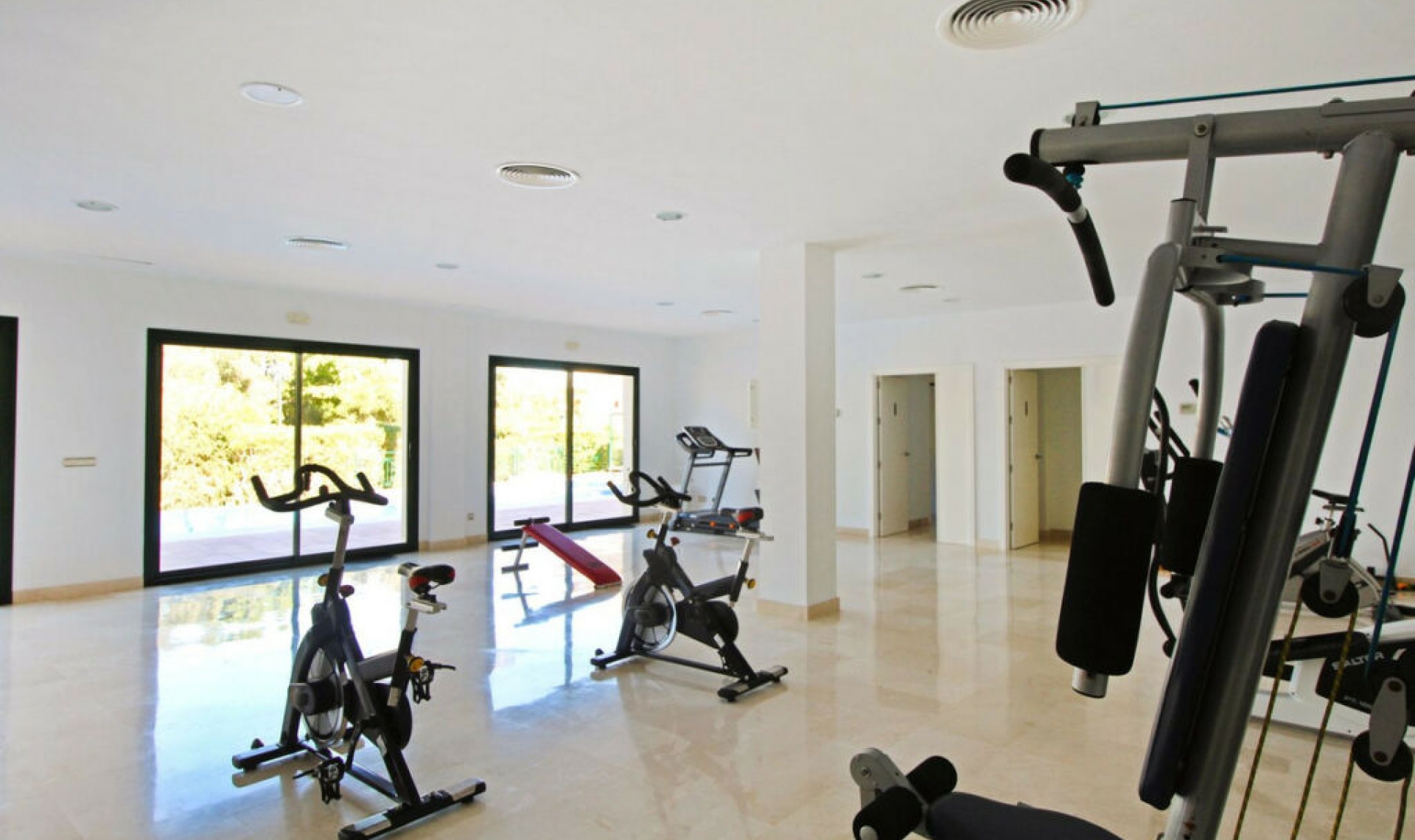 Další prodej - Apartment -
San Roque Club