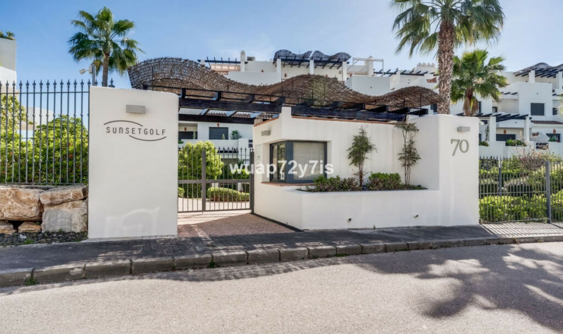 Další prodej - Apartment -
Selwo