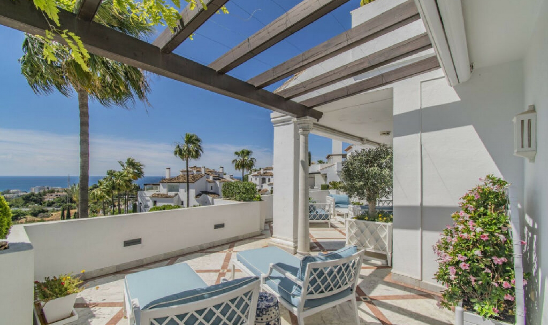 Další prodej - Apartment -
Sierra Blanca