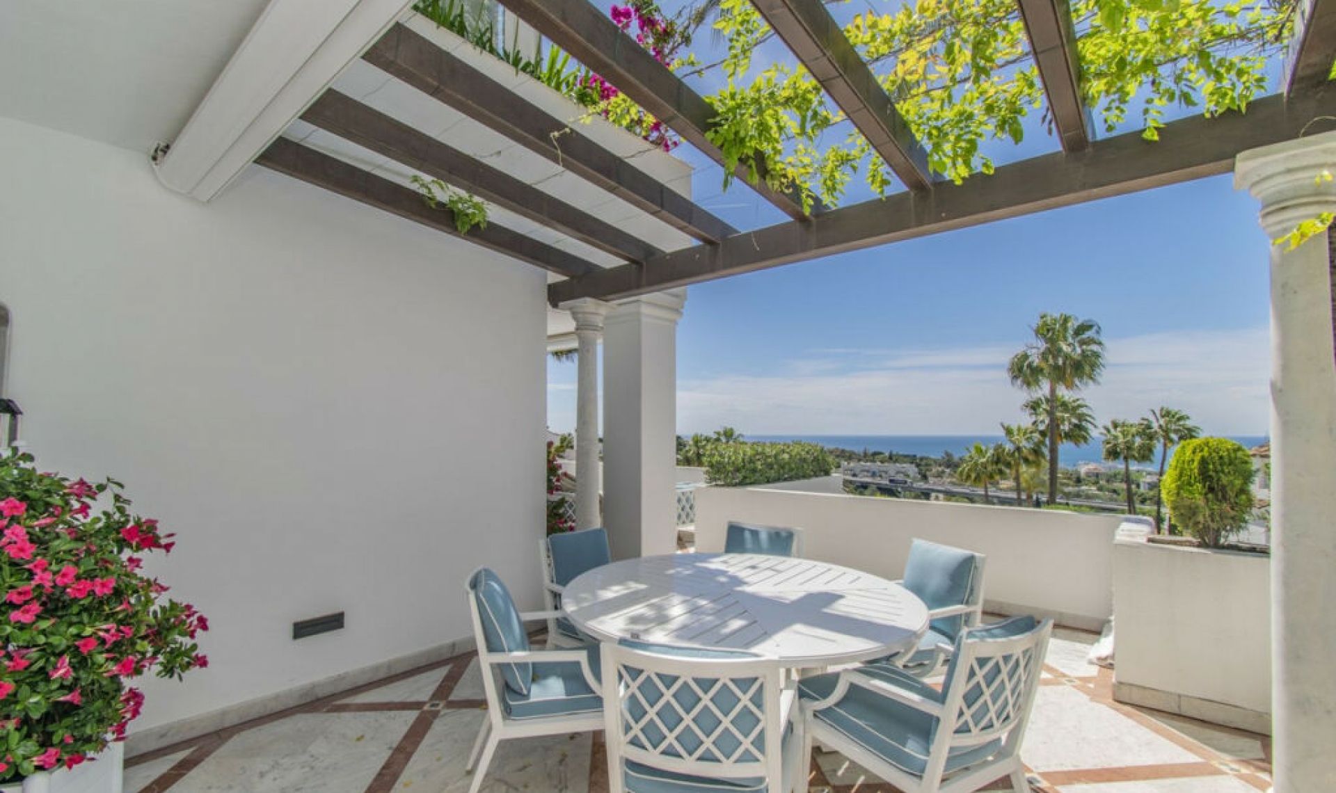 Další prodej - Apartment -
Sierra Blanca