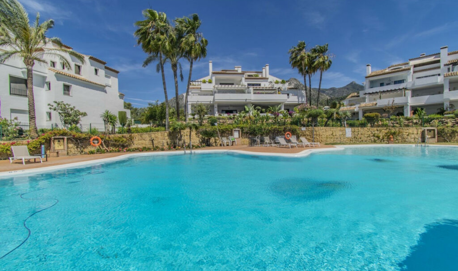 Další prodej - Apartment -
Sierra Blanca
