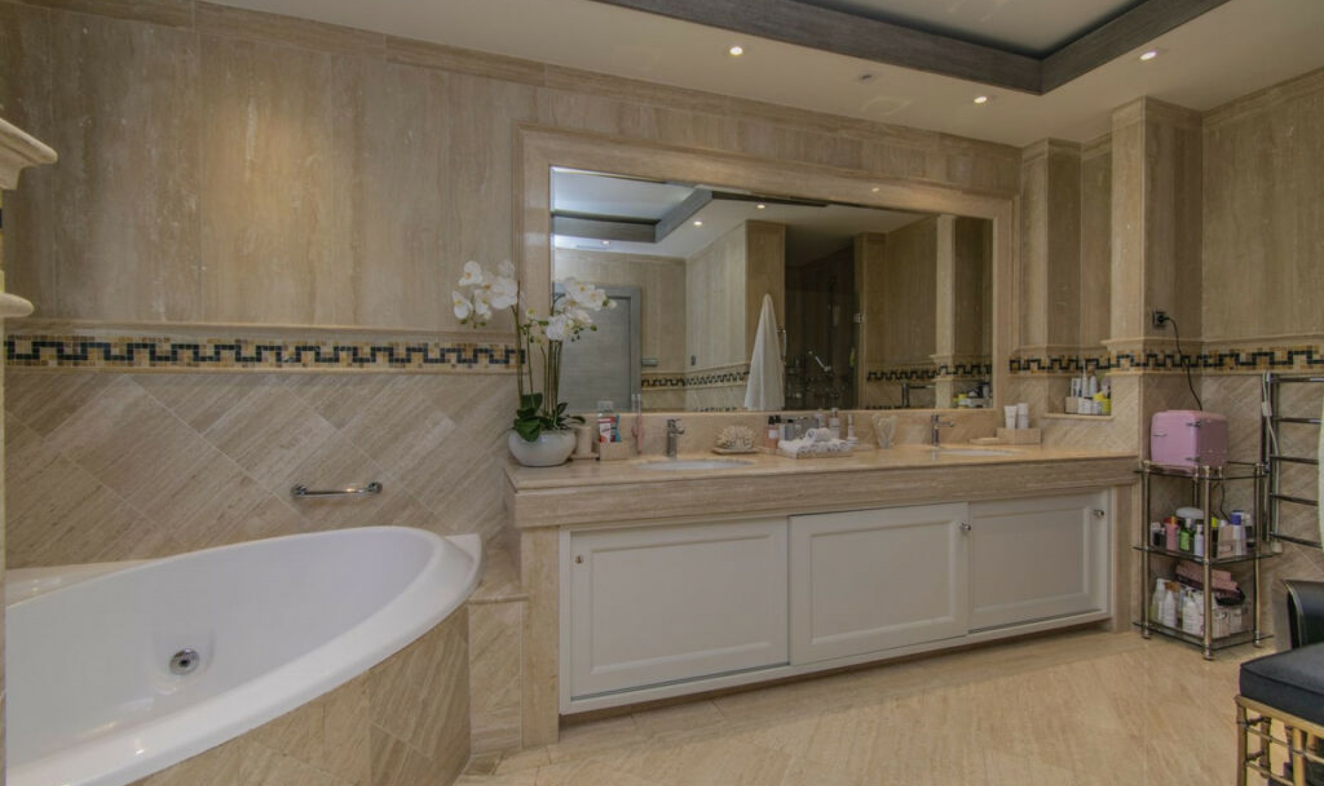 Další prodej - Apartment -
Sierra Blanca