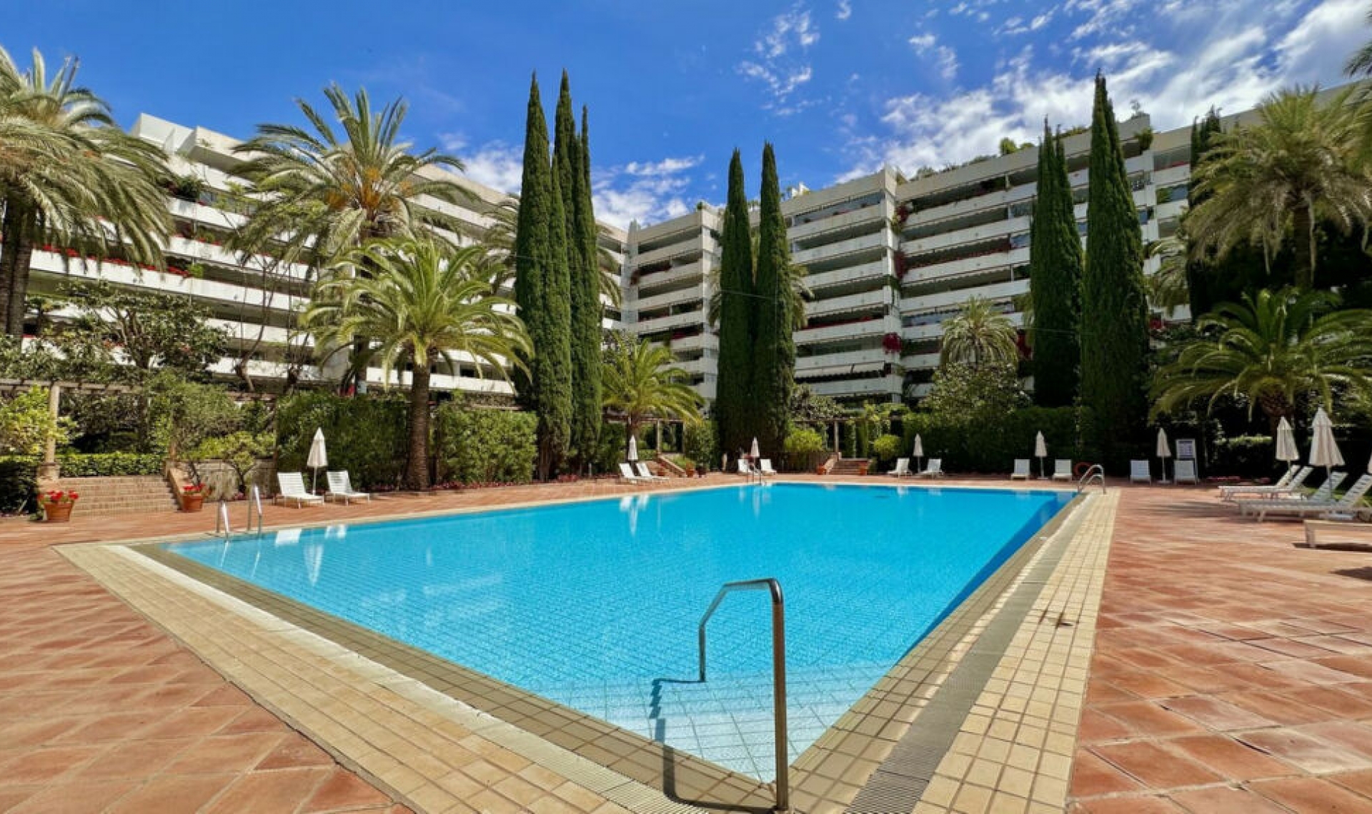 Další prodej - Apartment -
The Golden Mile