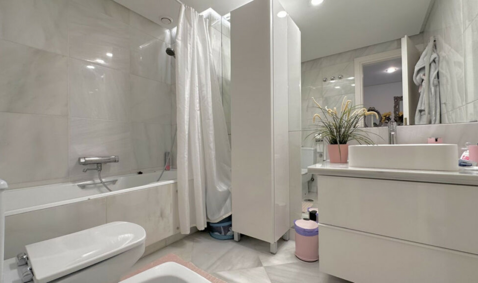 Další prodej - Apartment -
The Golden Mile