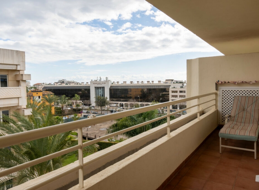 Další prodej - Apartment -
The Golden Mile