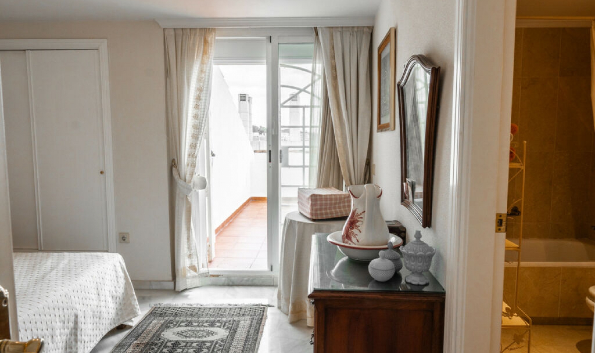 Další prodej - Apartment -
The Golden Mile