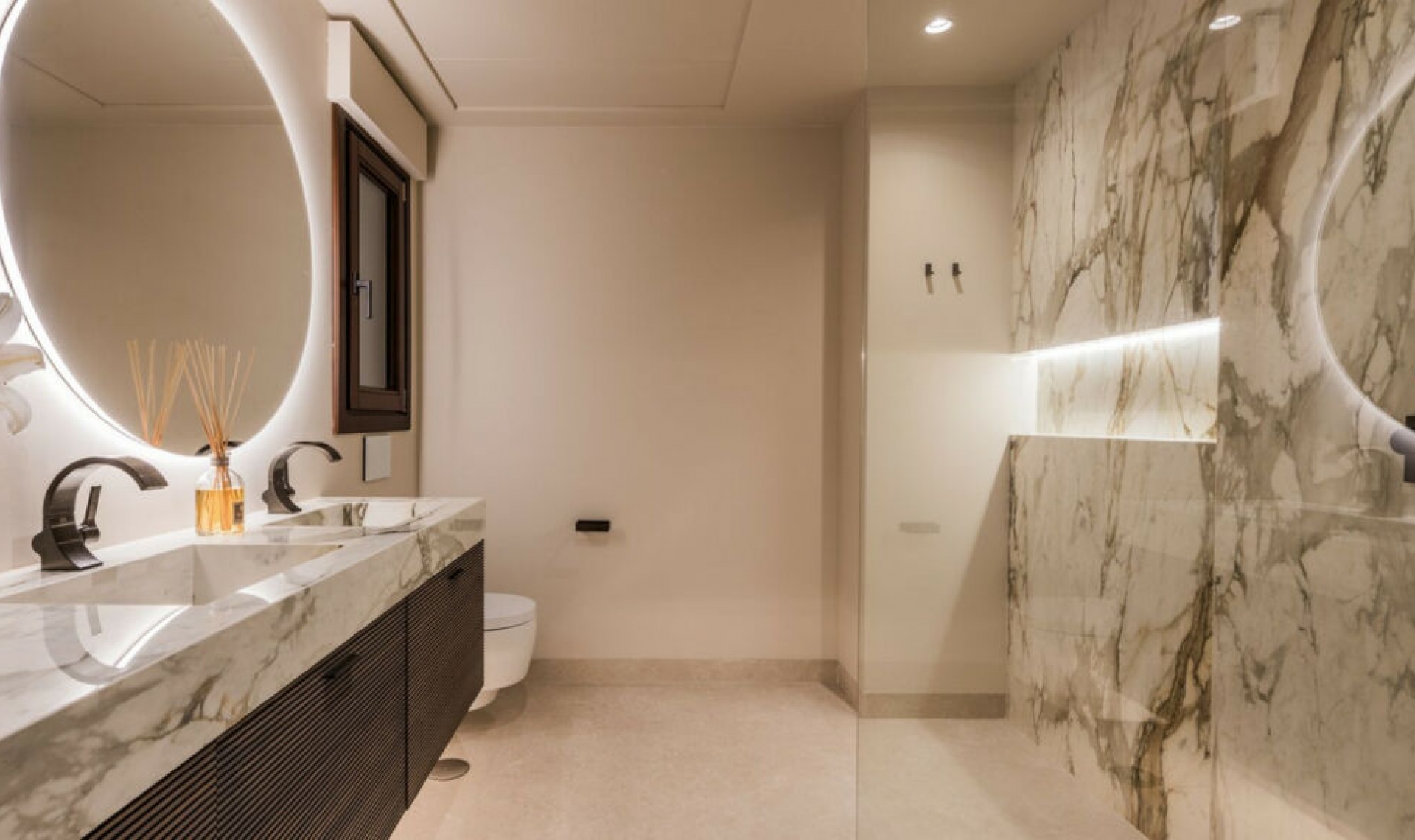 Další prodej - Apartment -
The Golden Mile