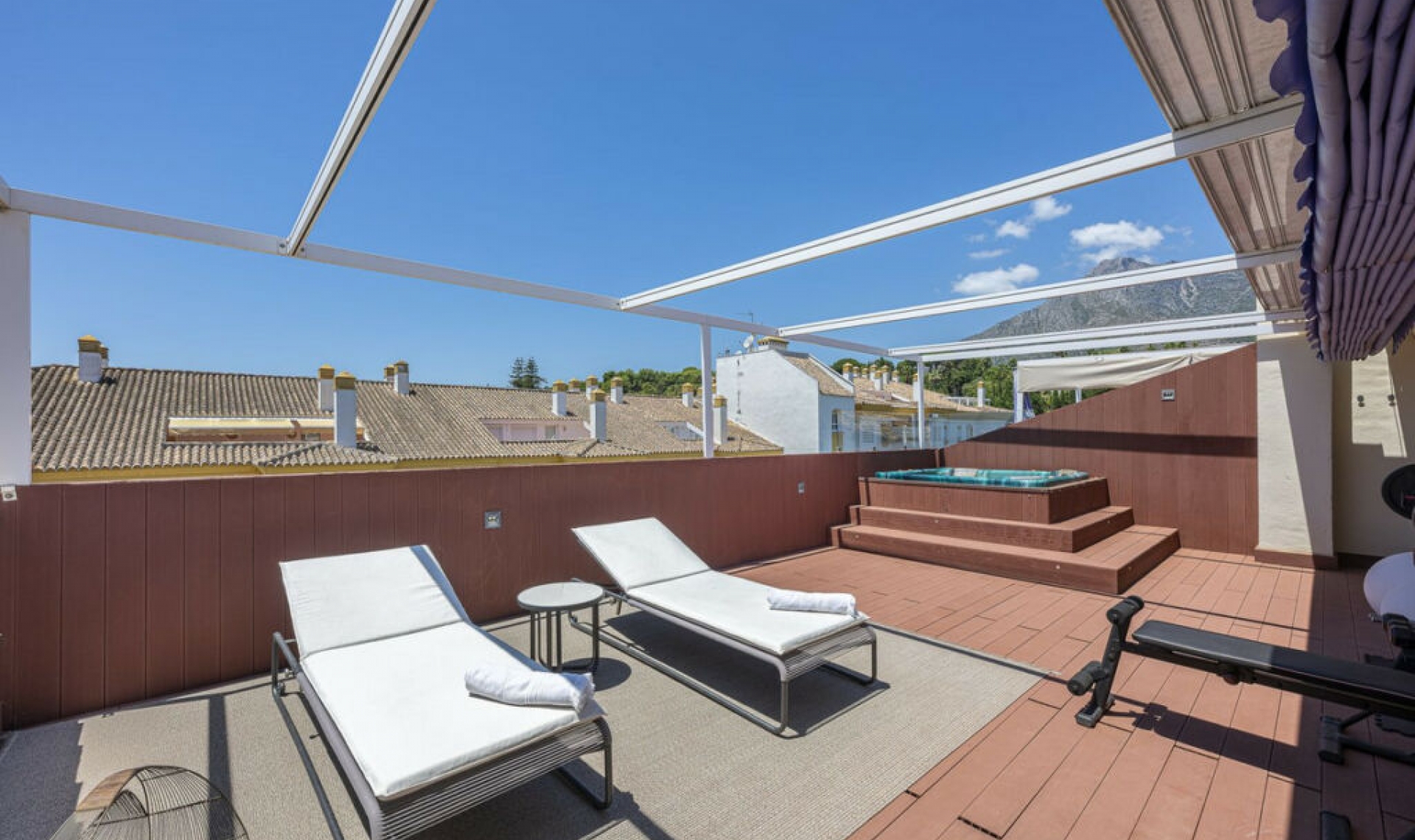 Další prodej - Apartment -
The Golden Mile
